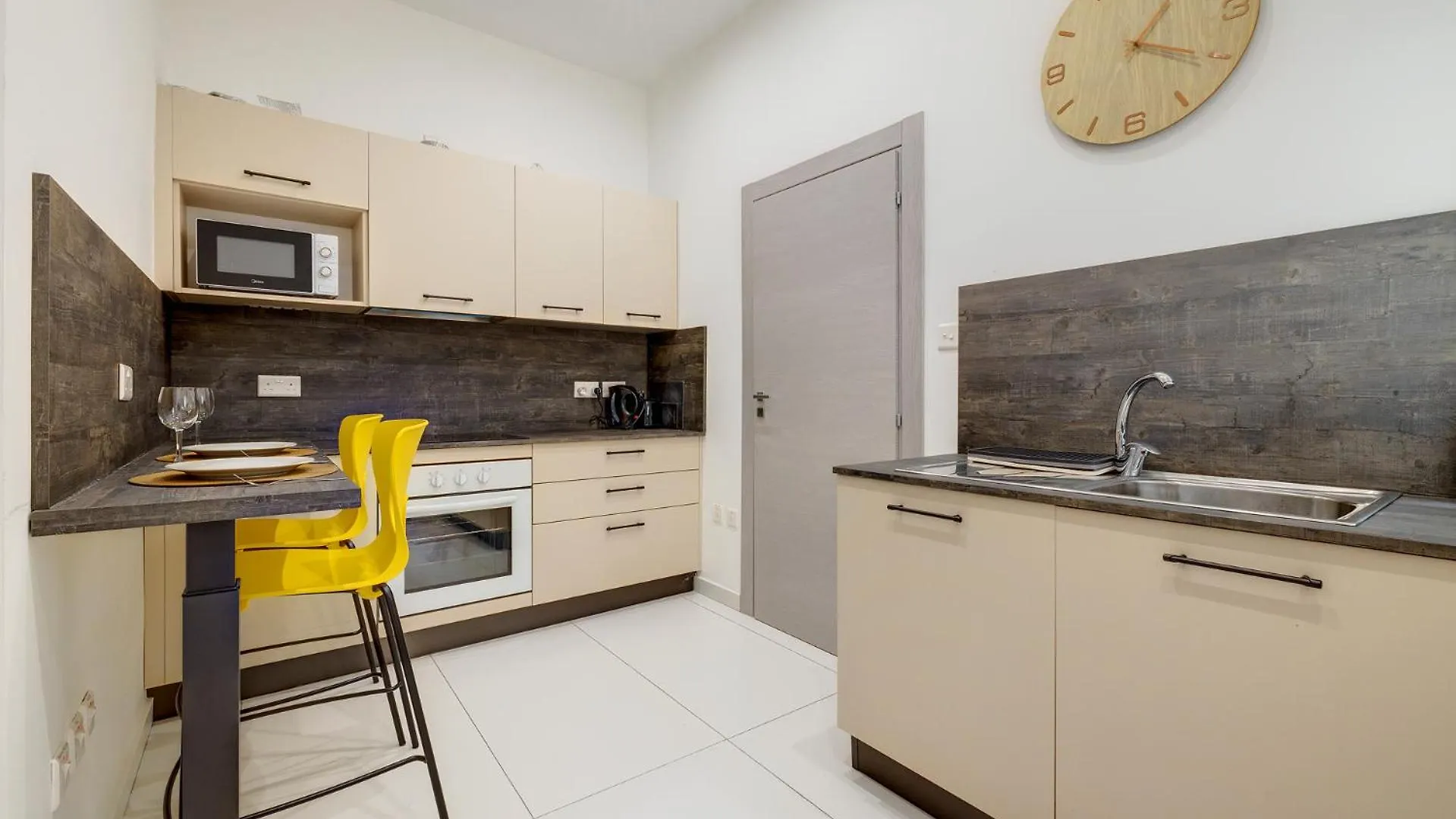 Cosy 1Br Getaway In Prime Sliema Location Apartment