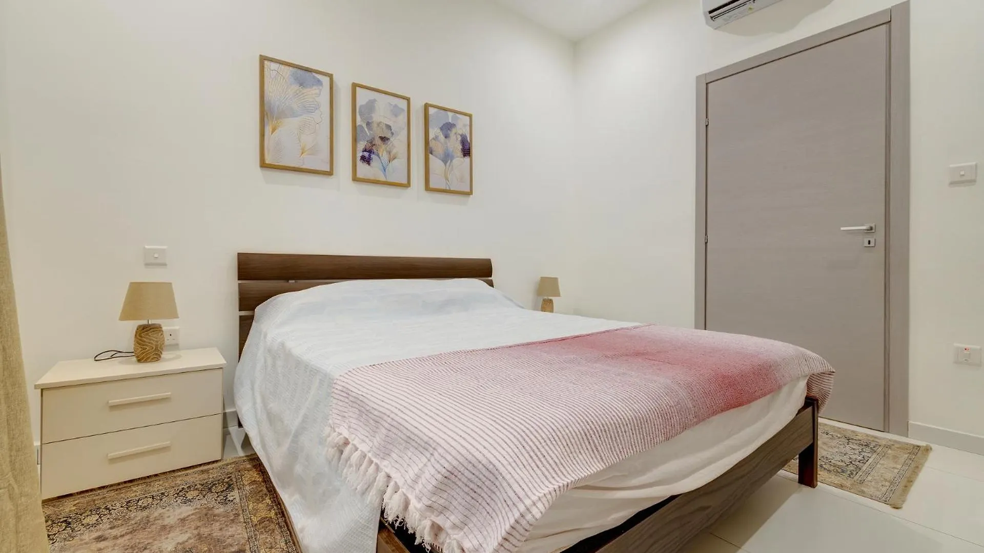 Cosy 1Br Getaway In Prime Sliema Location Apartment